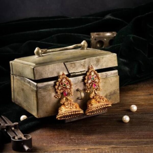 Gold Traditional Earring